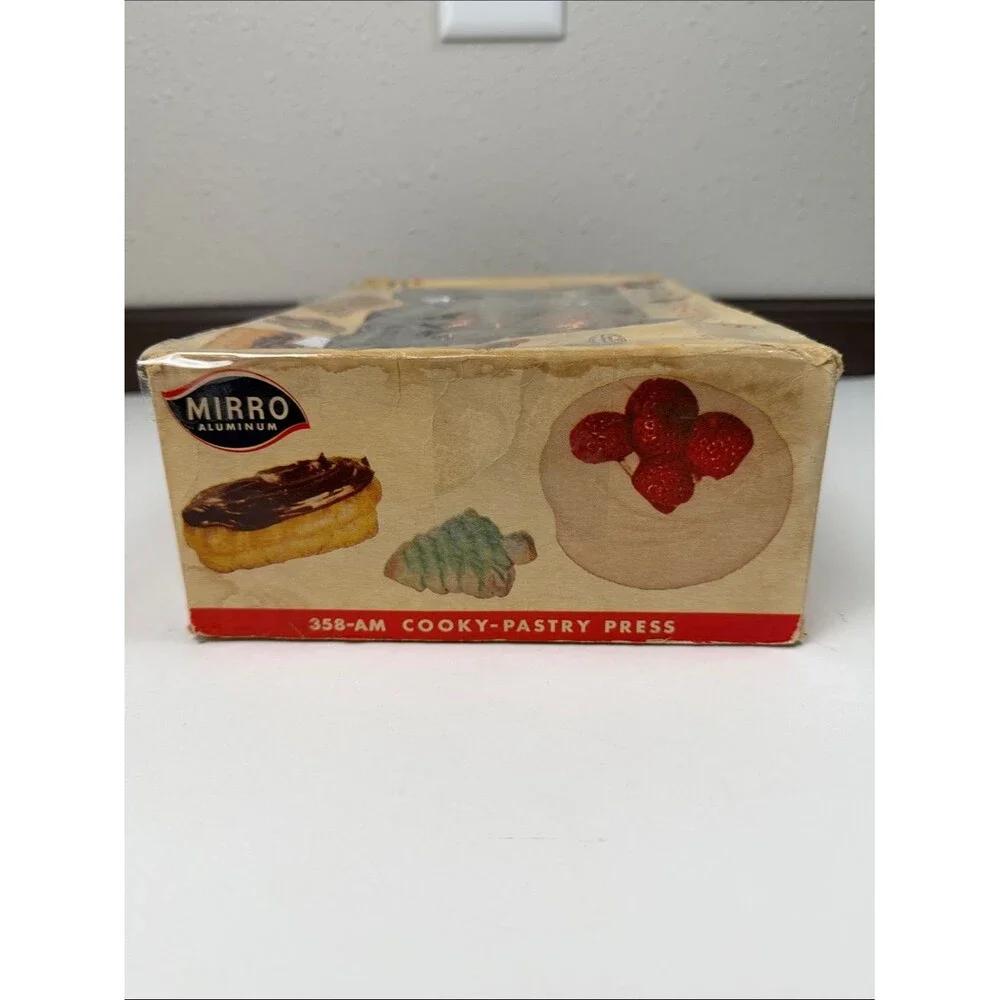Vintage Mirro Aluminum Cookie Pastry Press Set w/ Original Box Baking Decorator